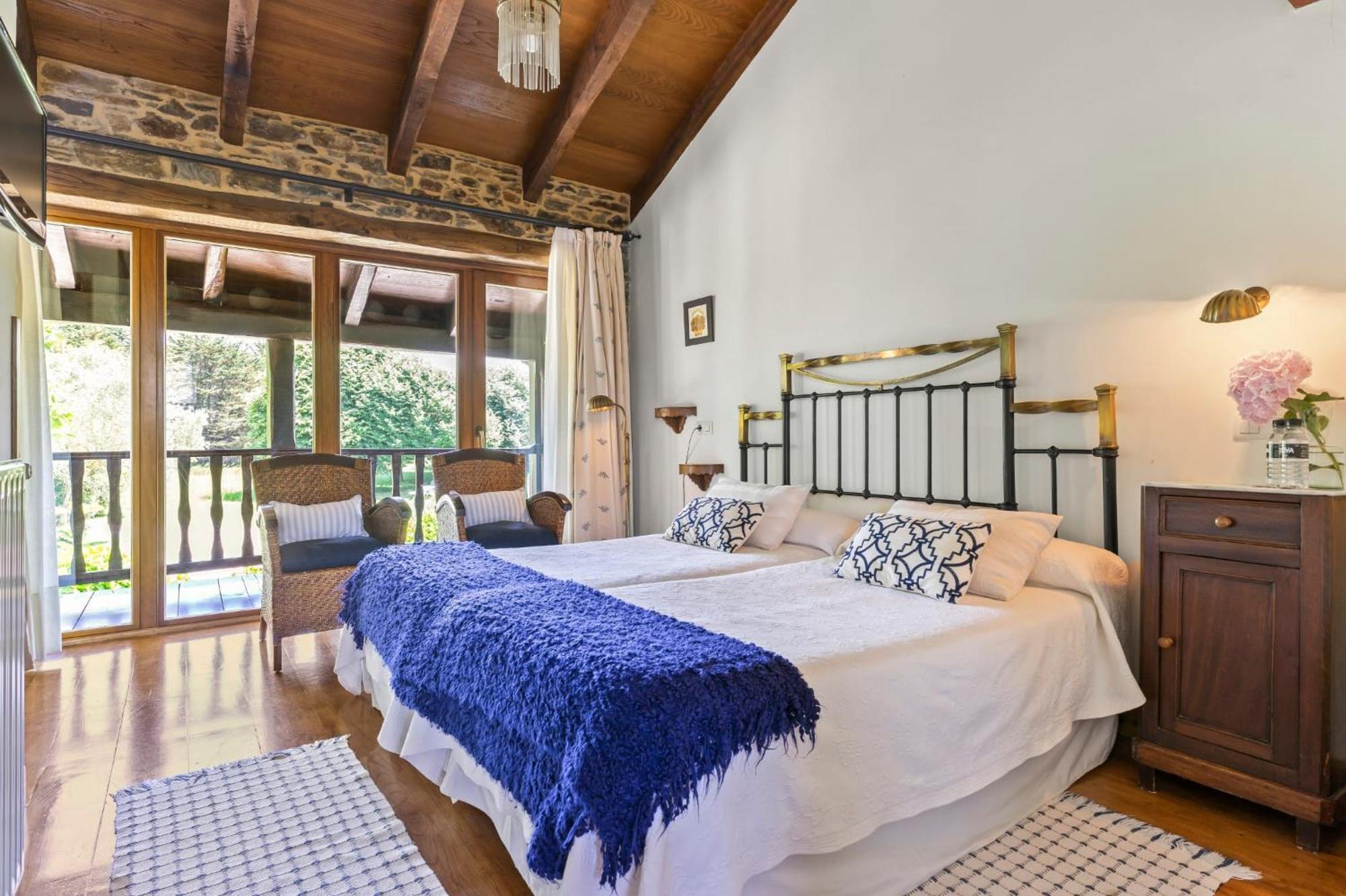 Casa Peleyon Bed and Breakfast Castropol Εξωτερικό φωτογραφία