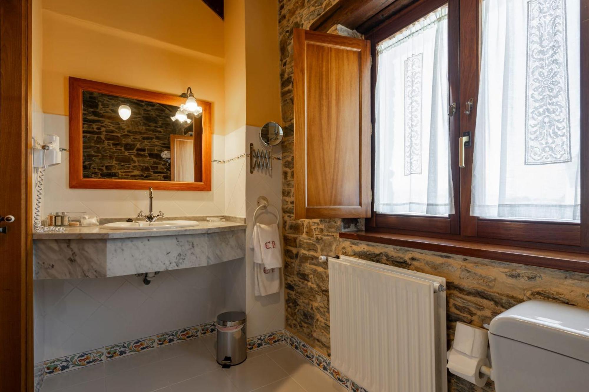 Casa Peleyon Bed and Breakfast Castropol Εξωτερικό φωτογραφία