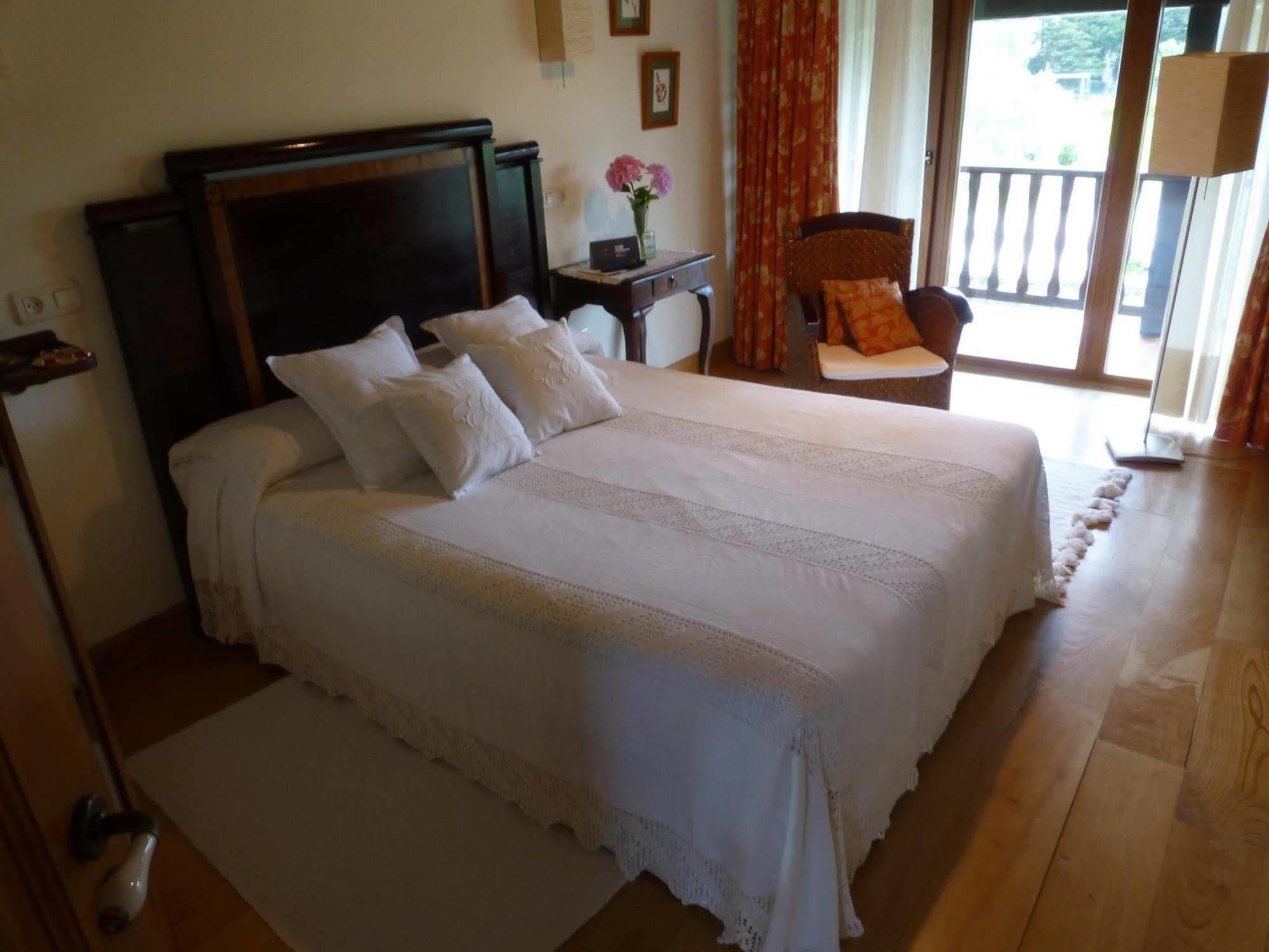 Casa Peleyon Bed and Breakfast Castropol Εξωτερικό φωτογραφία